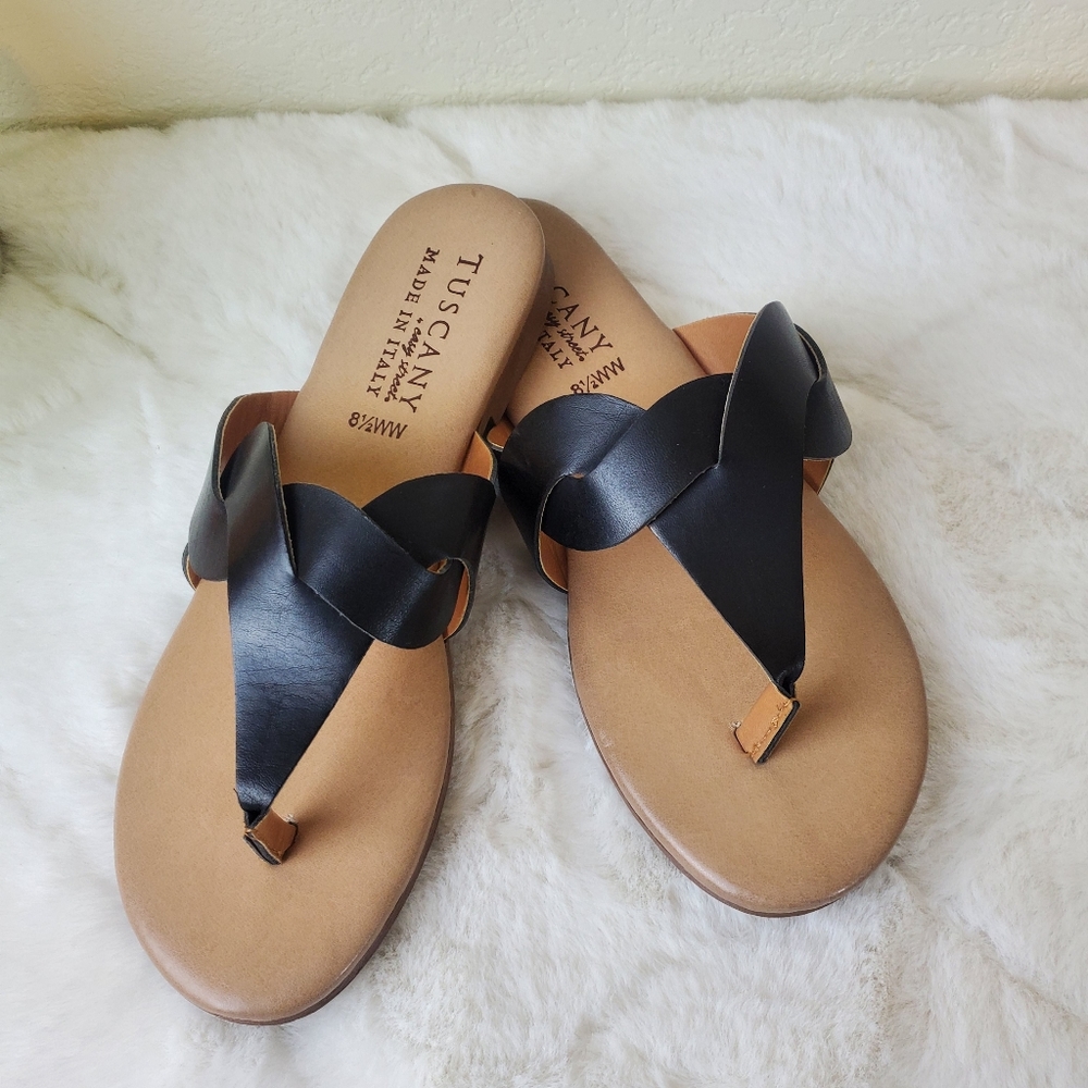 Tuscany Easy Street Abriana black flip flops slides sandals Size 8.5